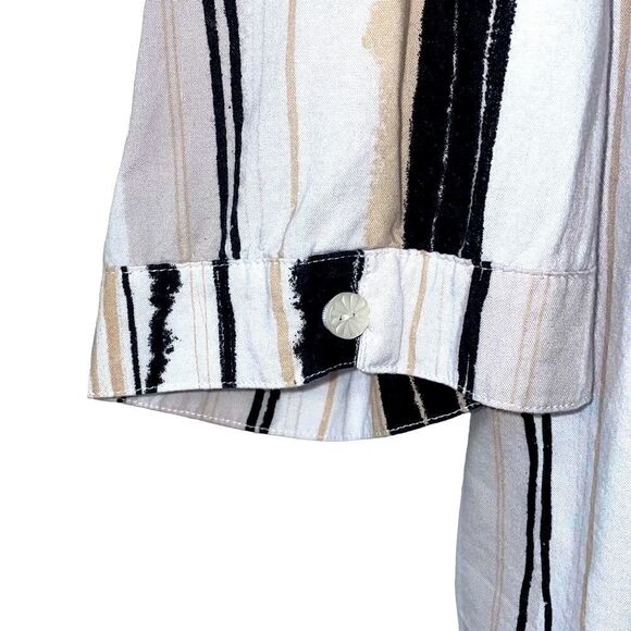 Erika stripe print collar button front blouse in neutral colors size 2X - Picture 4 of 10
